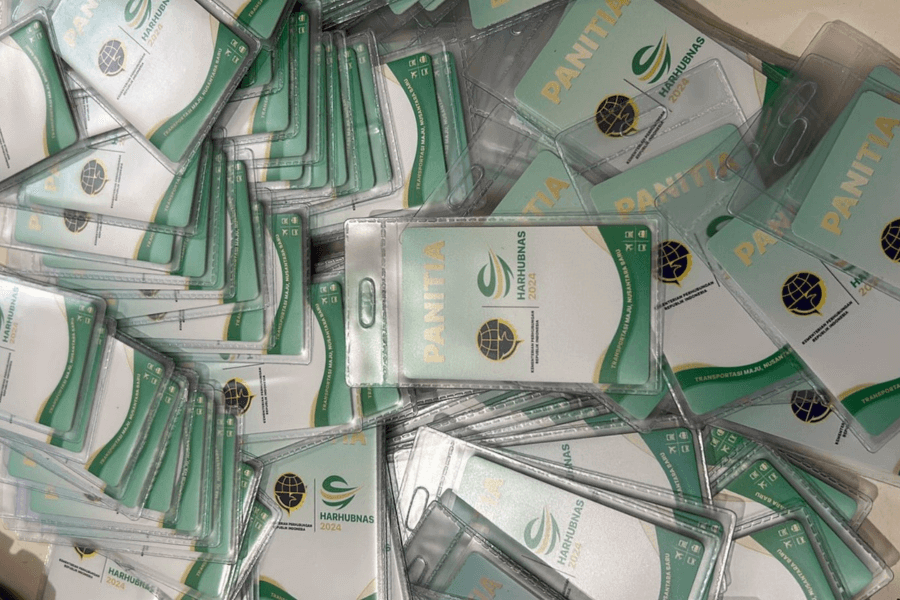 Cetak ID Card Premium di InstantPrintJKT